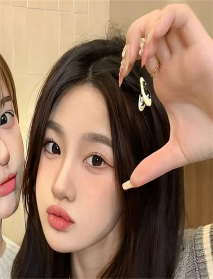 《美妙旋律：彩虹之梦》角色研究：番外的补充叙事与世界观扩展 认识人物与故事的互动