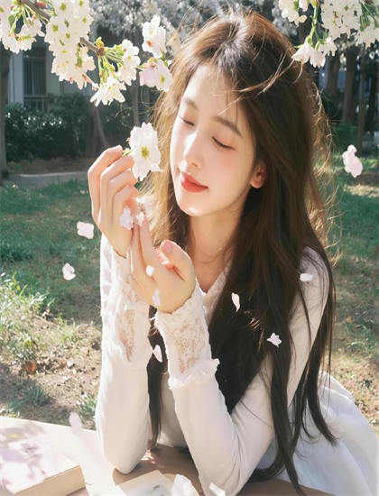 mm131美女图片高清图片_黄色网站免费_吴亦凡巨型兔子大片